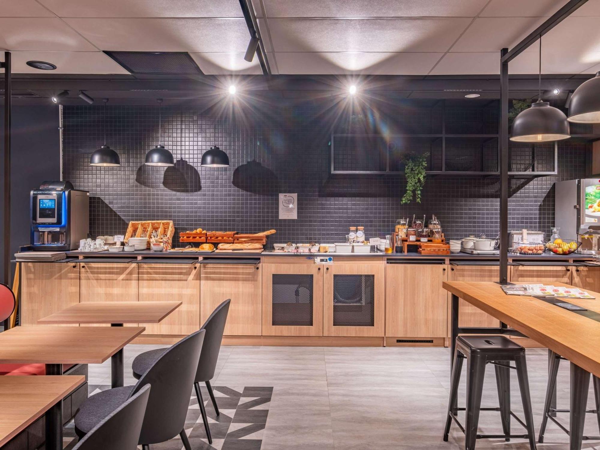 Ibis Budget Nantes Nord Treillières Eksteriør bilde